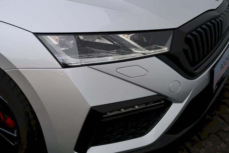 Škoda Octavia (2023) RS 2.0 TDI 147 kW DSG - fotka 15 z 27