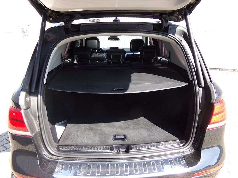 Mercedes-Benz GLE 3,0   350 CDI 4MATIC - fotka 26 z 29