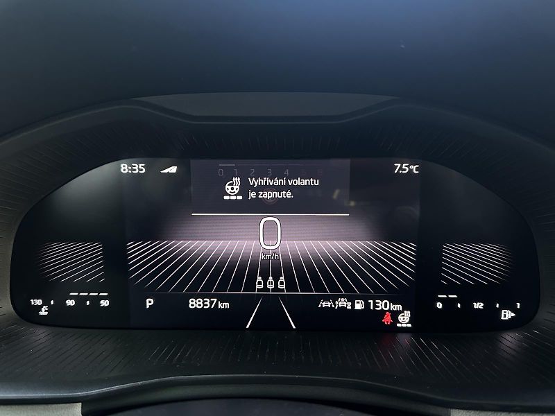 Škoda Kamiq 1.0TSi DSG 116PS TOP & Selecti - fotka 20 z 39