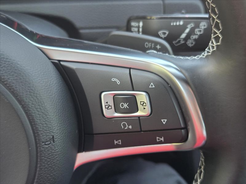 Volkswagen Golf 2,0 TDi 135kW DSG GTD ČR 2.maj - fotka 14 z 20