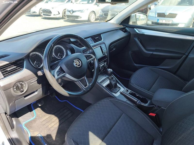 Škoda Octavia (2016) - fotka 15 z 34