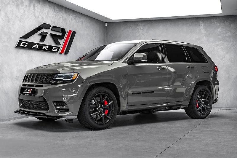 Jeep Grand Cherokee 6,4 SRT 468PS  Pano - fotografie inzerátu
