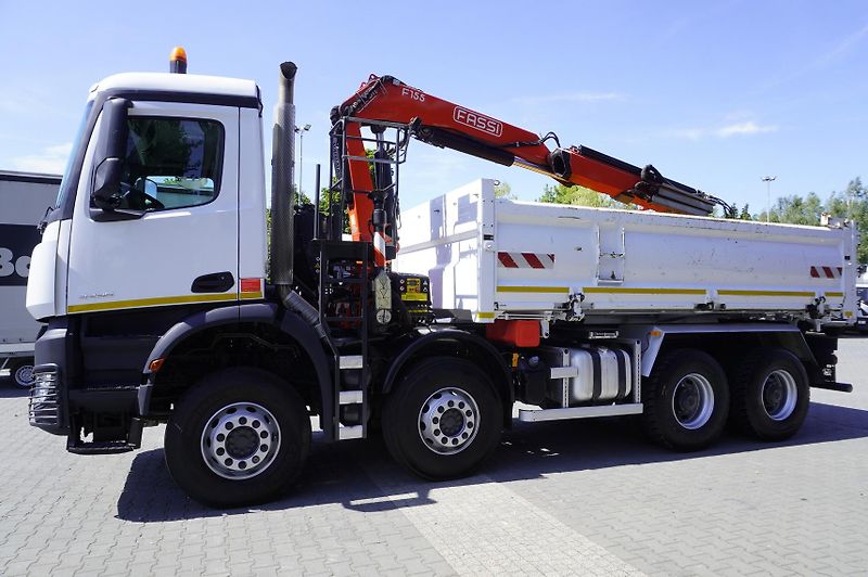 Mercedes-Benz (2020) Arocs 3236 8×4 / Crane Fassi - fotka 8 z 24
