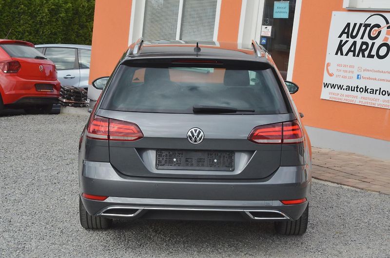Volkswagen Golf (2017) 2.0 TDi 110kW HIGHLINE / LED - fotka 5 z 38