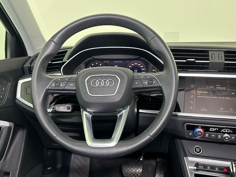 Audi Q3 Sportback - fotka 18 z 28