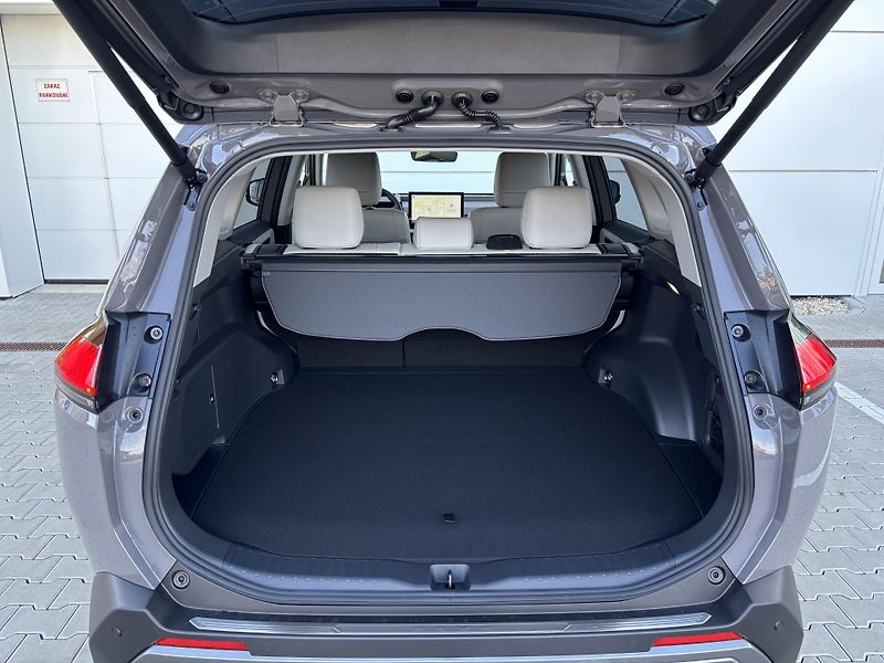 Toyota RAV4 (2026) EXECUTIVE 2,5 PHEV 4x4 - fotka 9 z 14