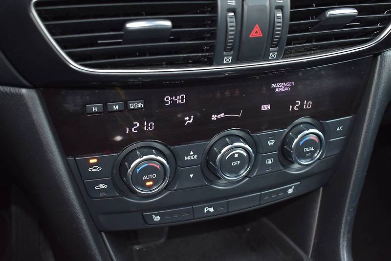 Mazda 6 2,0 16V ATTRACTION.1M,SERVIS - fotka 11 z 18