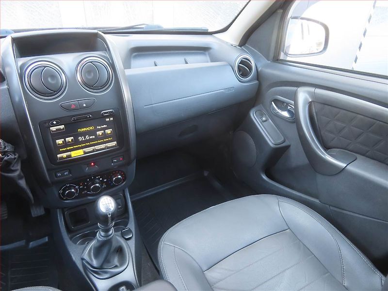 Dacia Duster (2014) 1.2 TCe, Tempomat - fotka 8 z 18