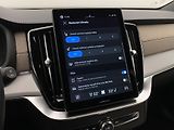 Volvo XC90 (2026) T8 AWD Plug-in CORE 7m - náhled 45