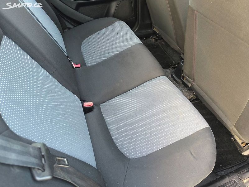Fiat Punto KRASNE, KLIMA,SERVISKA,95T.KM - fotka 7 z 22