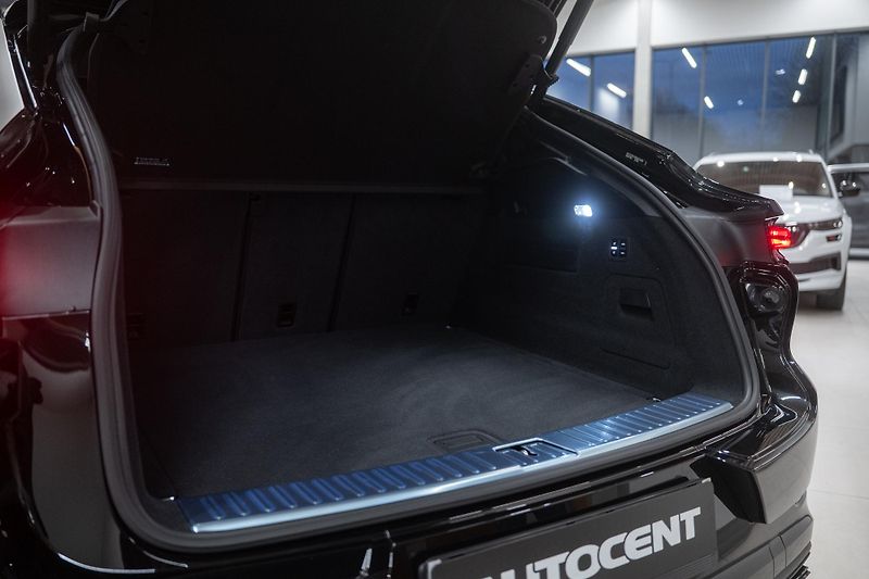Porsche Cayenne (2025) S COUPÉ 4.0 V8 349KW VZDUCH TZ - fotka 16 z 52