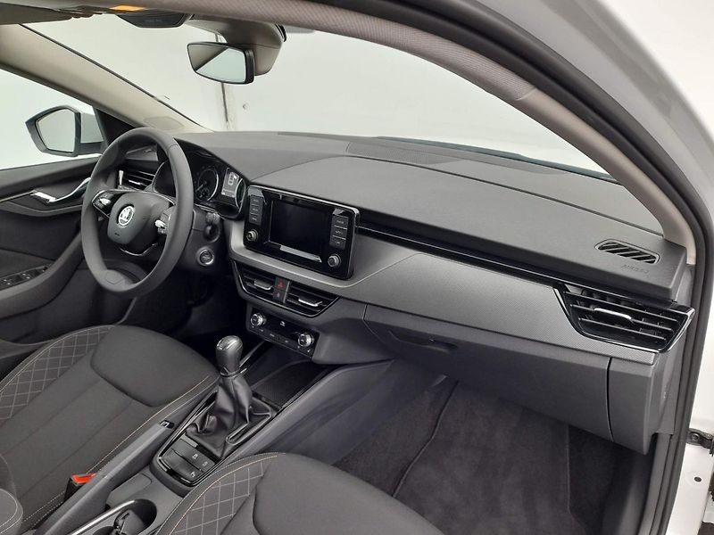 Škoda Scala Fresh 1.0 TSI 81kW 6MP - fotka 19 z 20