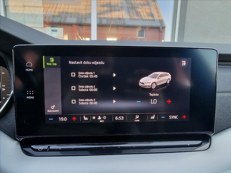 Škoda Octavia 2.0TDI 110kW DSG Style, 1.Maj - fotka 32 z 50