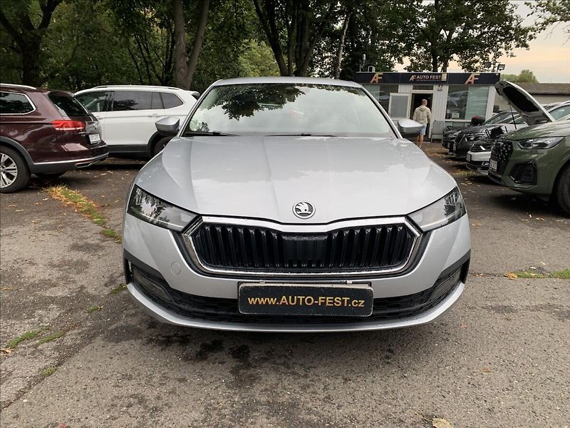 Škoda Octavia 1,0 TSI DSG,ČR,1.MAJ,SERVISKA - fotka 2 z 17