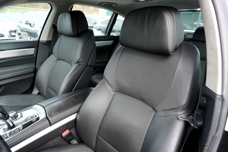 BMW Řada 7 730d  NEPOJÍZDNÉ, - fotka 24 z 45