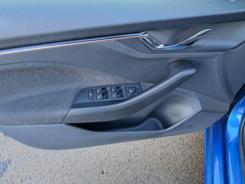 Škoda Scala (2021) STYLE 1.5 TSI / 110 kW M6 - fotka 14 z 26
