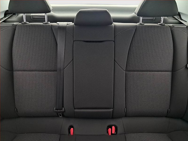 Peugeot 508 (2013) 2.0 HDi, Navi, Tempomat - fotka 10 z 19
