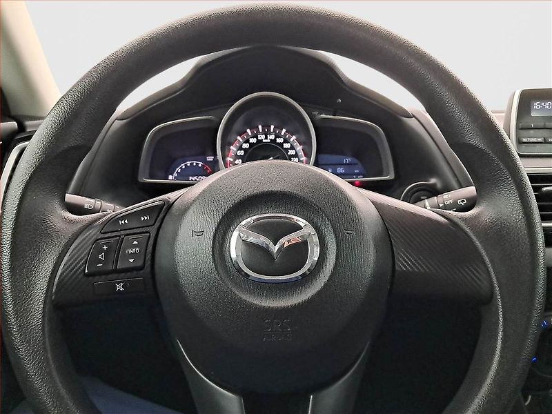 Mazda 3 (2016) 1.5 Skyactiv-G - fotka 16 z 17