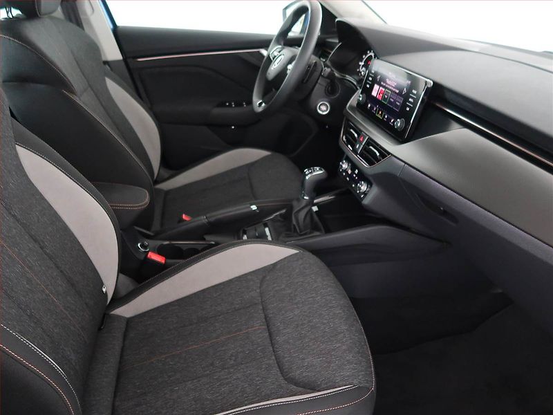 Škoda Kamiq (2023) Style 1.0 TSI - fotka 9 z 16
