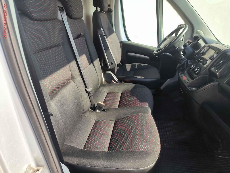 Citroën Jumper (2020) 2.2HDi L2H1, 1.maj, AC, 103kW - fotka 19 z 20
