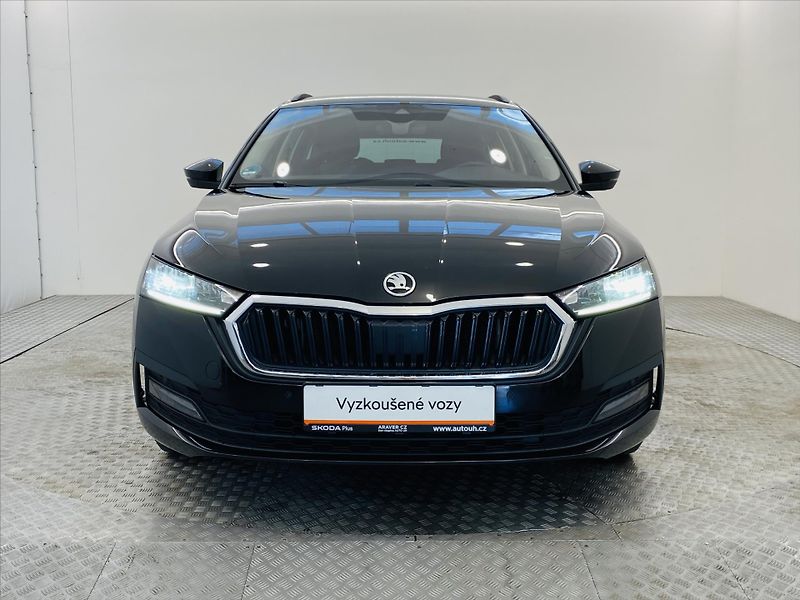 Škoda Octavia 2,0 TDI 110kW DSG Ambition - fotka 4 z 28