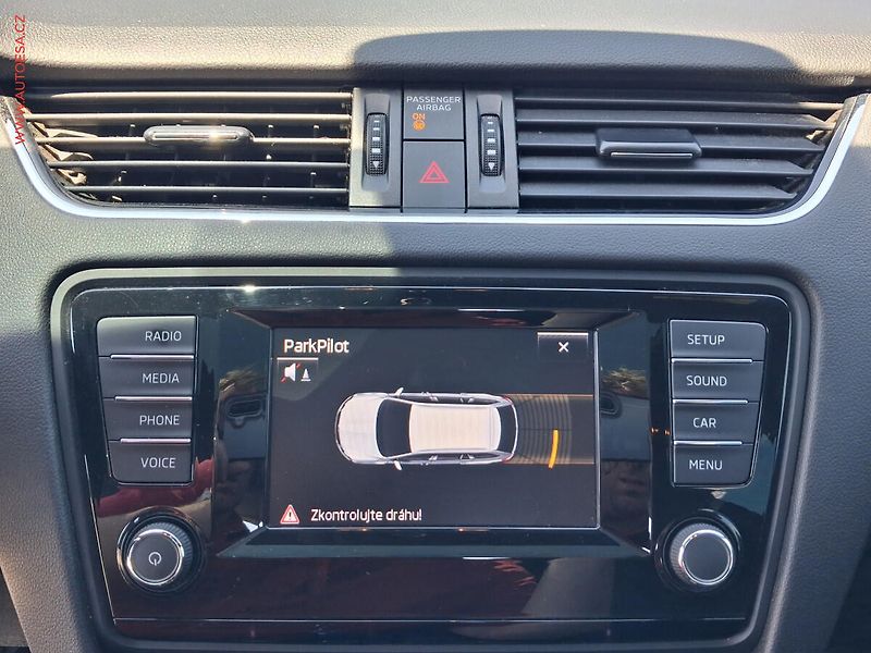 Škoda Octavia (2014) 2.0 TDi, RS - fotka 14 z 23