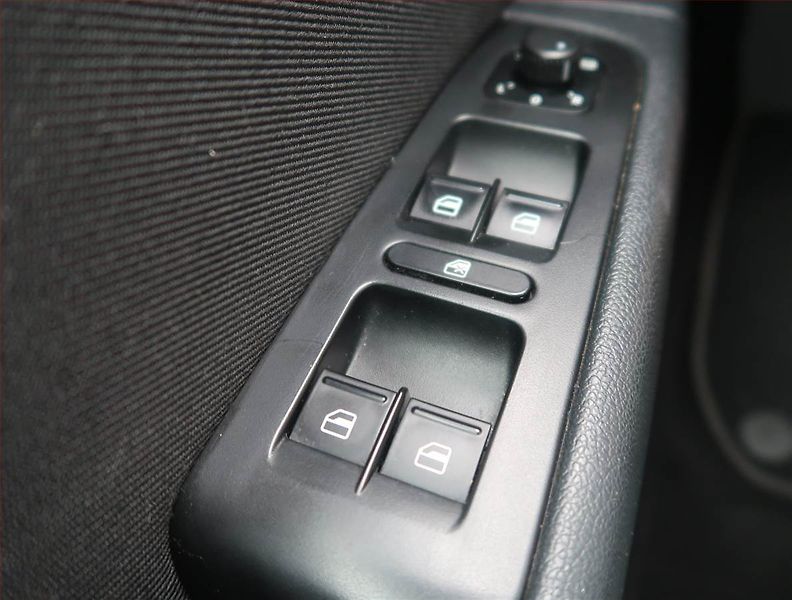 Škoda Superb (2012) 2.0 TDI, Serv.kniha, Tempomat - fotka 13 z 13