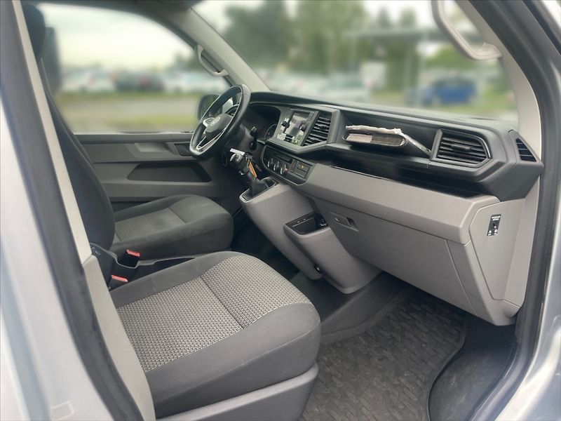Volkswagen Transporter 2,0 TDI 110 - fotka 9 z 11