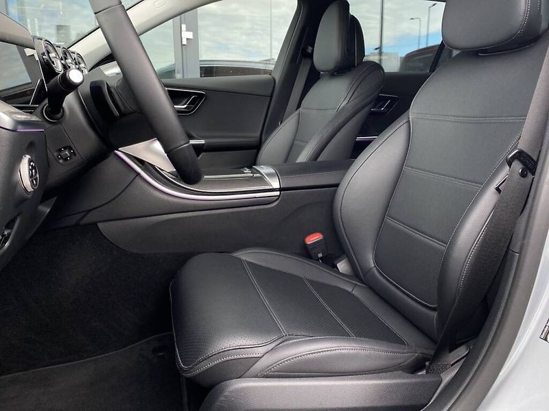 Mercedes-Benz Třídy C (2025) 220 d 4MATIC kombi - fotka 10 z 27