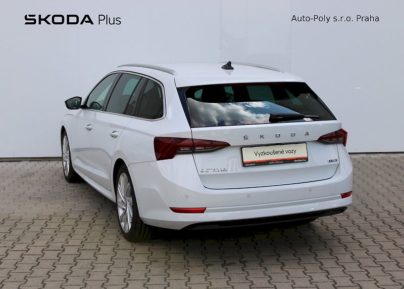 Škoda Octavia (2023) 1.5 TSI 110 kW Style Plus - fotka 7 z 25