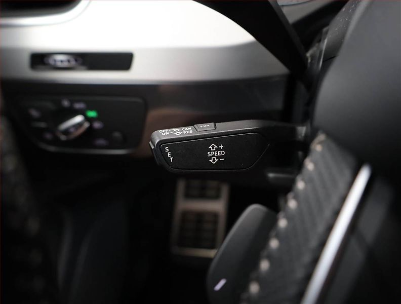 Audi Q7 (2018) S-Line 50 TDI - fotka 17 z 20
