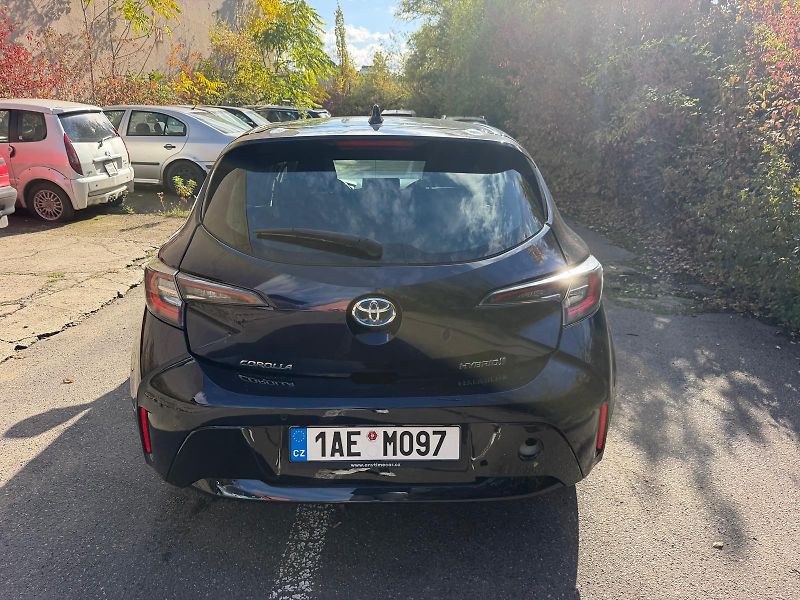 Toyota Corolla (2022) Corolla Hatchback 1.8 Hybrid - fotka 5 z 15