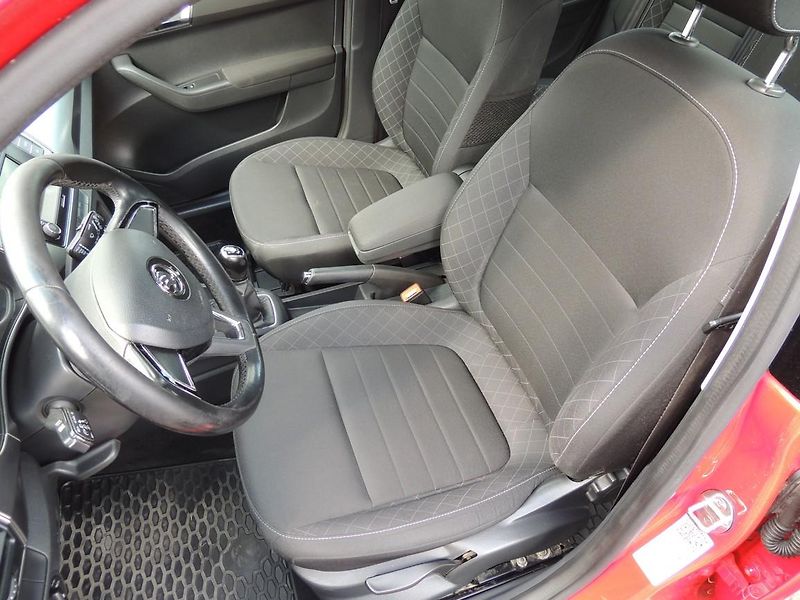 Škoda Fabia (2018) 1.0TSi Combi,70kw,Style,ČR1maj - fotka 33 z 52