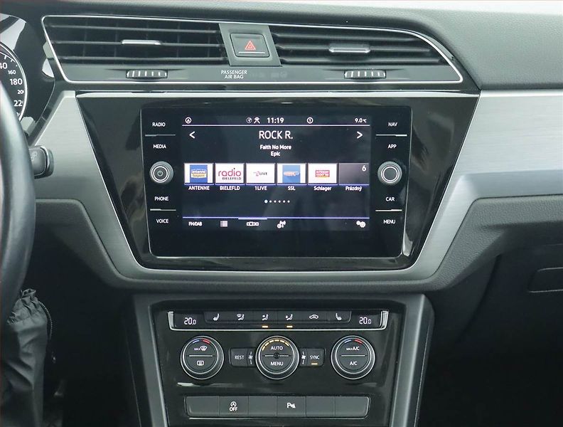 Volkswagen Touran (2022) Comfortline 2.0 TDI, Automat - fotka 12 z 21