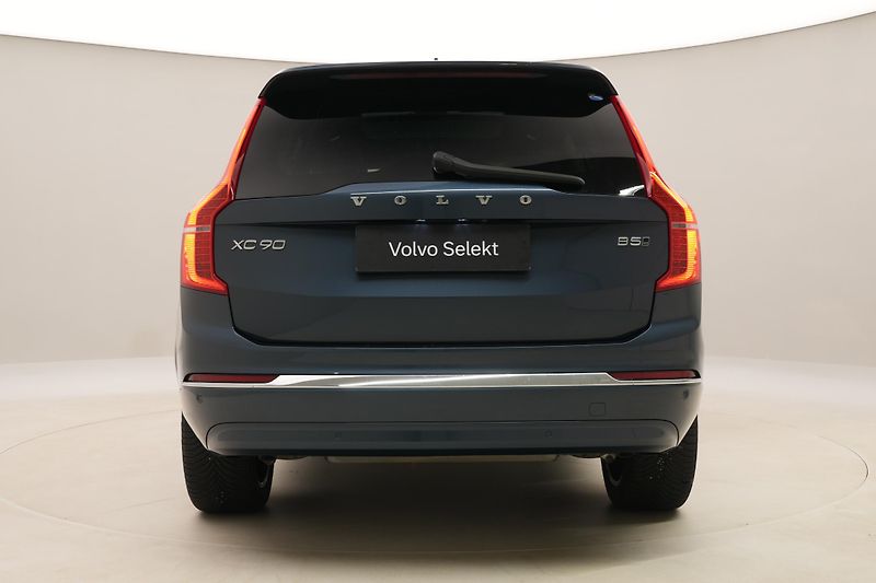 Volvo XC90 B5 AWD BRIGHT ULTRA AUT CZ 7m - fotka 12 z 66