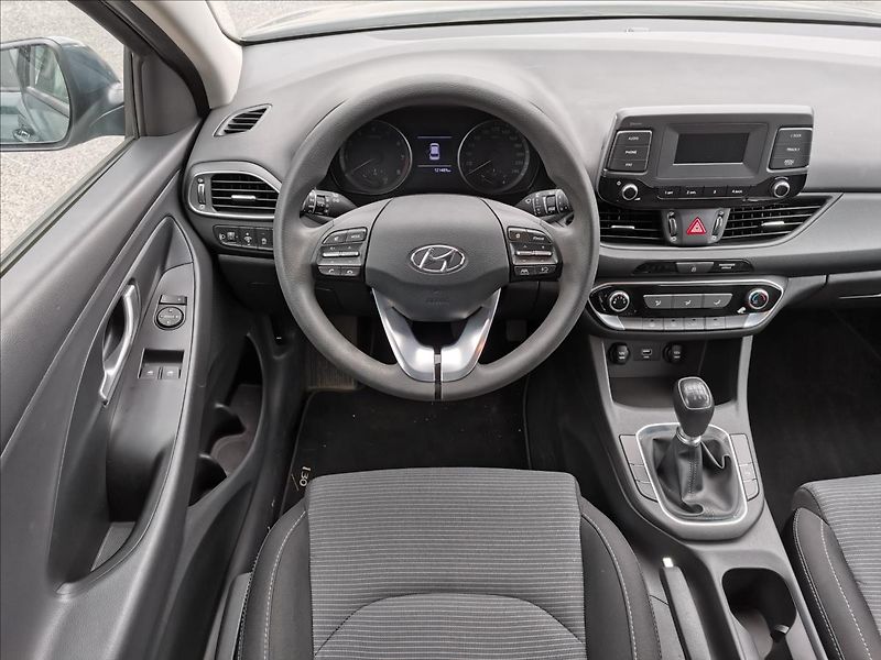 Hyundai i30 1,0 T-GDI Start Plus - fotka 6 z 17