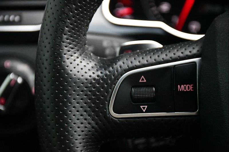 Audi RS 5 4.2 V8 B&O PO VELKÉM SERVISE  - fotka 22 z 45