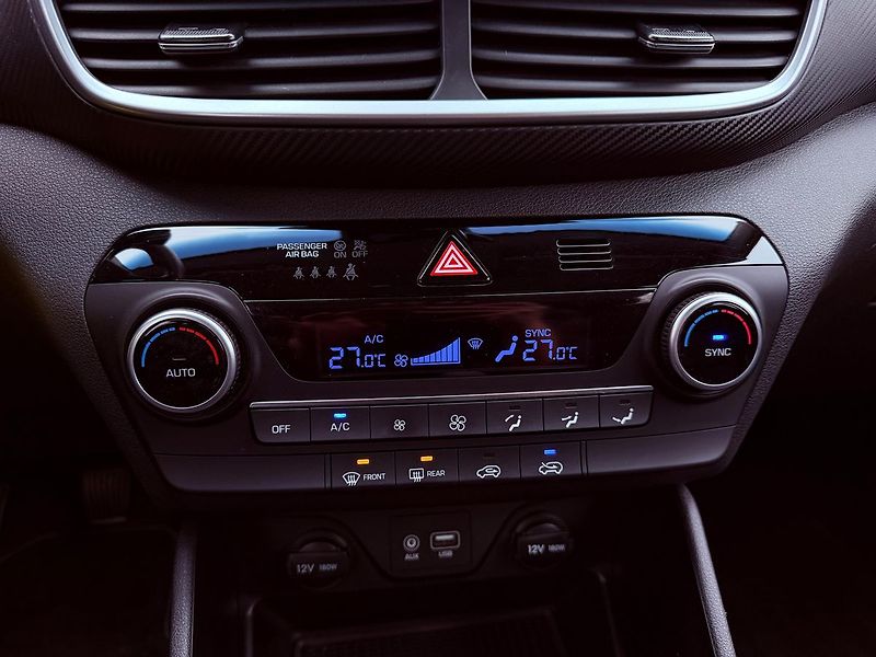 Hyundai Tucson 1.6 GDi Trikolor, ČR - fotka 21 z 28