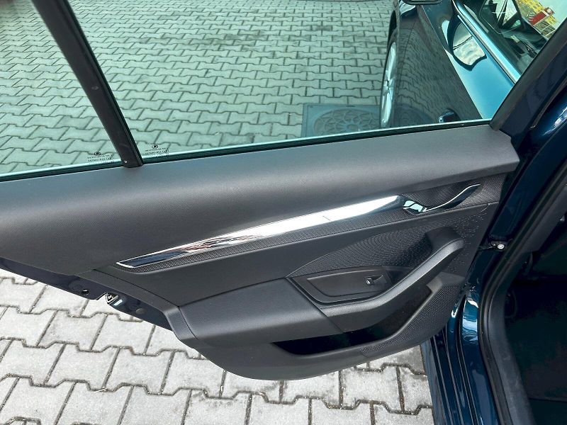 Škoda Octavia (2023) Combi 2.0 TDI 85kW MP6 Style - fotka 28 z 35