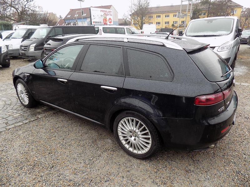 Alfa Romeo 159 3,2 JTS 191 KW  Q4 SPORTWAGON - fotka 14 z 40