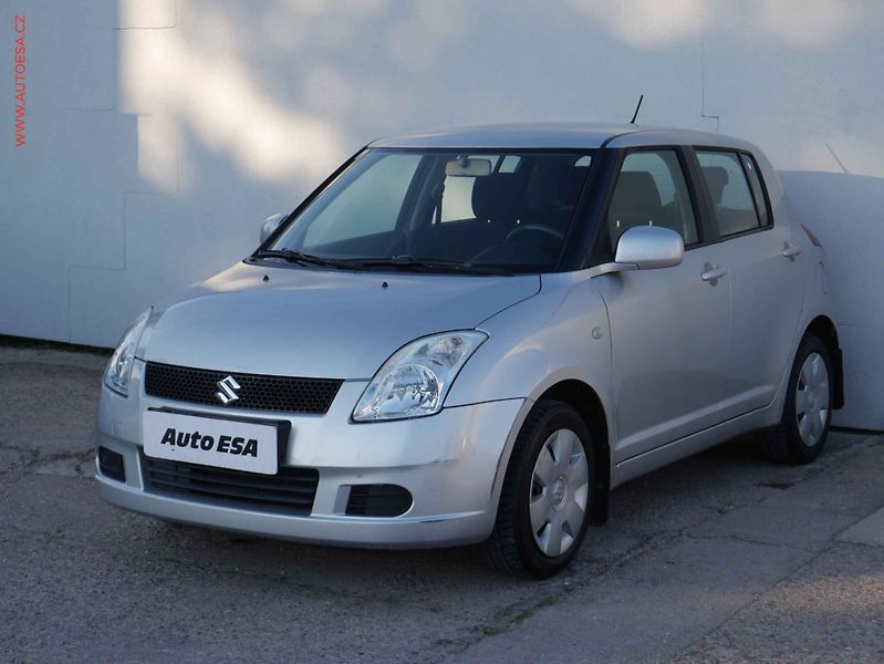 Suzuki Swift (2007) 1.3VVT 4x4 - fotka 3 z 17