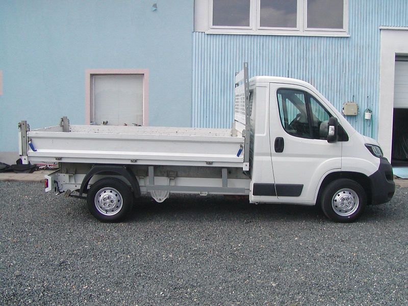 Peugeot Boxer (2015) 2.2 HDi,SKLOPKA, VÝB.STAV!! - fotka 6 z 74