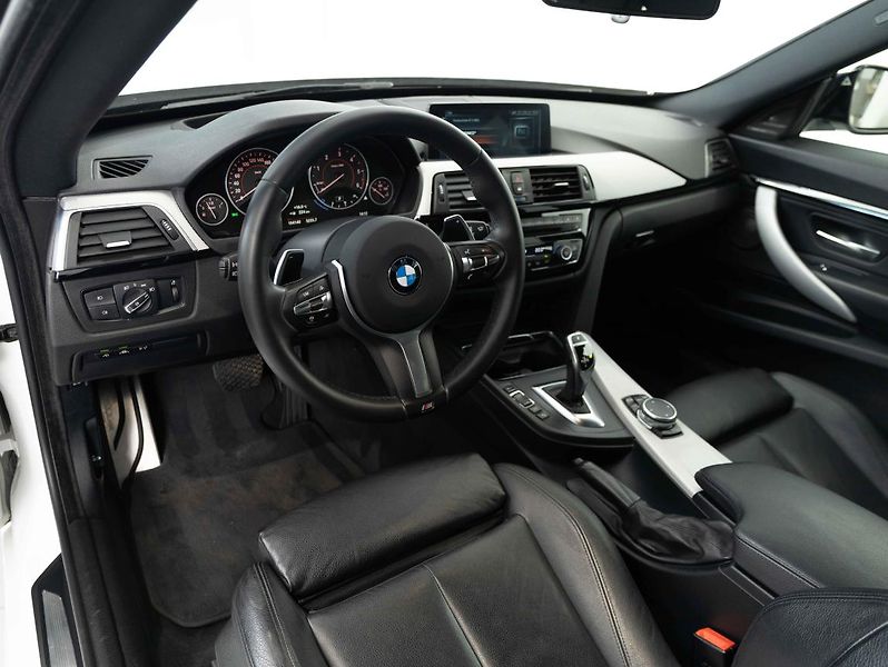 BMW Řada 3 330d Gran Turismo - fotka 11 z 21