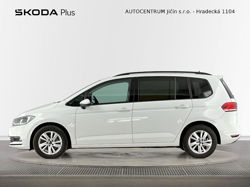 Volkswagen Touran (2022) Comfortline 2.0 TDI 90kW - fotka 3 z 33