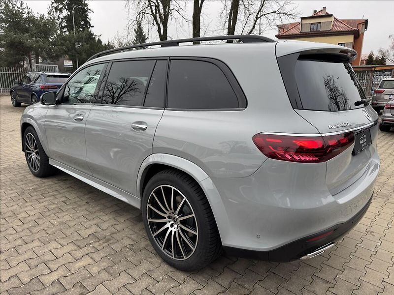 Mercedes-Benz GLS 450d AMG 4Matic - fotka 7 z 40