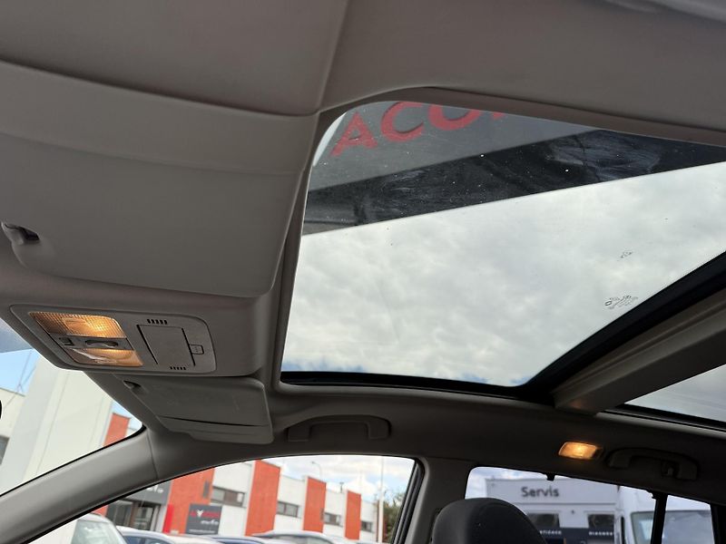 Renault Koleos 2.0 dCi  - fotka 26 z 34