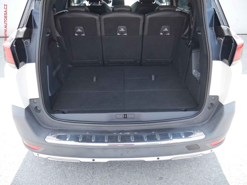 Peugeot 5008 (2018) 2.0HDi 7míst, 2.maj,ČR - fotka 7 z 15
