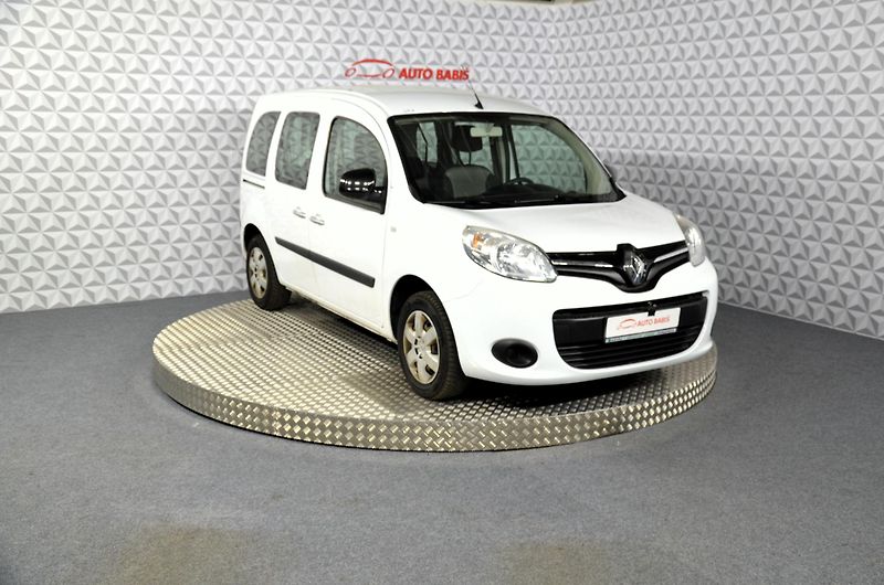 Renault Kangoo (2021) 1.5BdCi 95 Zen 5d - fotka 3 z 17