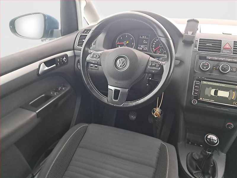 Volkswagen Touran (2015) Comfortline 2.0 TDI, Navi - fotka 7 z 18