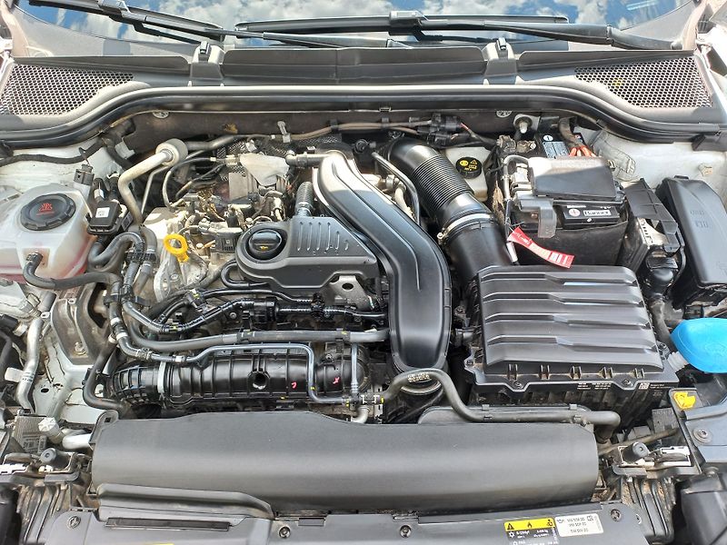 Škoda Scala (2023) 1.5TSi 110kW DSG Monte Carlo - fotka 16 z 24